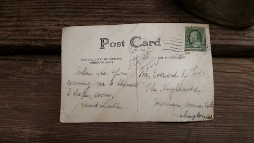 Antique Furniture Store «Old American Barn», reviews and photos, 107 Martinsburg Ave, Gordonsville, VA 22942, USA