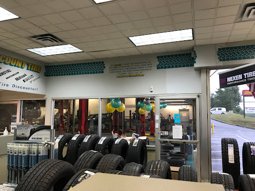 Tire Shop «Mavis Discount Tire», reviews and photos, 92 Danbury Rd, New Milford, CT 06776, USA