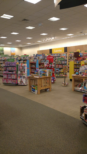 Book Store «Barnes & Noble», reviews and photos, 6510 N Illinois St, Fairview Heights, IL 62208, USA