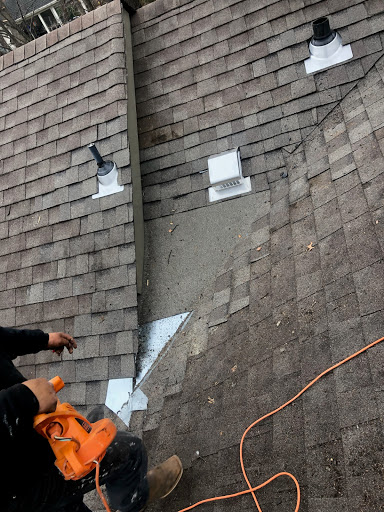 Roofing Contractor «Restoration Roofing», reviews and photos, 452 Distribution Pkwy, Collierville, TN 38017, USA