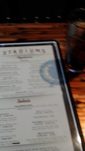 Sports Bar «Stadiums Sports Bar», reviews and photos, 16065 SE McLoughlin Blvd, Oak Grove, OR 97267, USA