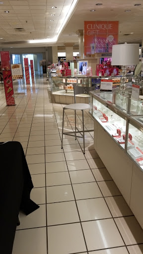 Shopping Mall «Tri-County Mall», reviews and photos, 11700 Princeton Pike, Cincinnati, OH 45246, USA