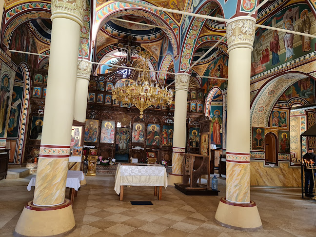 Етрополският манастир „Света Троица” - църква