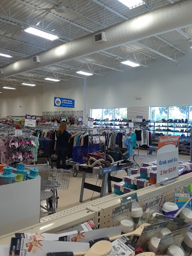 Thrift Store «Goodwill Retail & Donation Center», reviews and photos, 13500 Plantation Rd, Fort Myers, FL 33966, USA