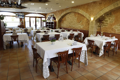 Hotel Restaurante El Salt - C. Elvira Hidalgo, 14, 44580 Valderrobres, Teruel, Spain