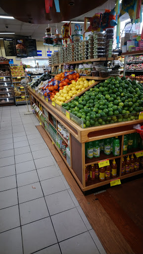 Grocery Store «Bravo Supermarkets», reviews and photos, 401 Fulton Ave, Hempstead, NY 11550, USA