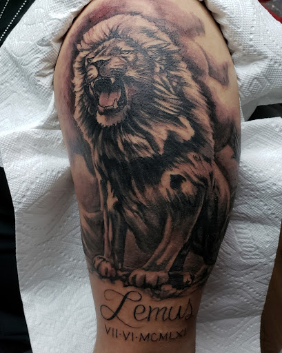 Tattoo Shop «GYPSY Soul», reviews and photos, 118 W Yosemite Ave, Manteca, CA 95337, USA