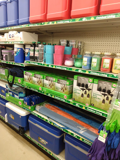 Dollar Store «FAMILY DOLLAR», reviews and photos, 29048 N Campbell Rd, Madison Heights, MI 48071, USA