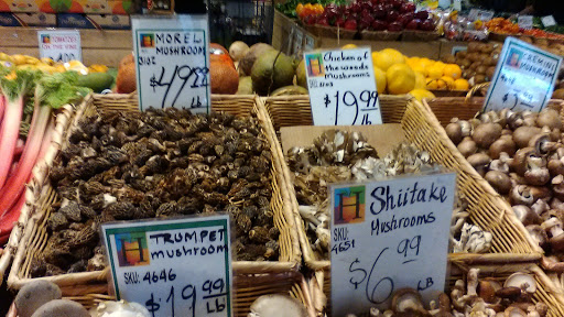 Grocery Store «Horrocks Farm Market», reviews and photos, 235 Capital Ave SW, Battle Creek, MI 49037, USA