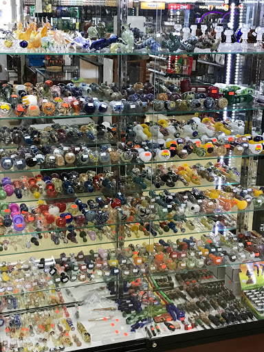 Cigar Shop «Park Avenue Smoke Shop», reviews and photos, 194 Park Ave, Worcester, MA 01609, USA