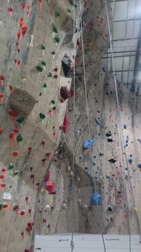 Rock Climbing Gym «MetroRock Climbing Center», reviews and photos, 69 Norman St #9, Everett, MA 02149, USA