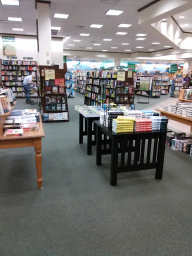 Book Store «Barnes & Noble», reviews and photos, 2790 N University Dr, Coral Springs, FL 33065, USA