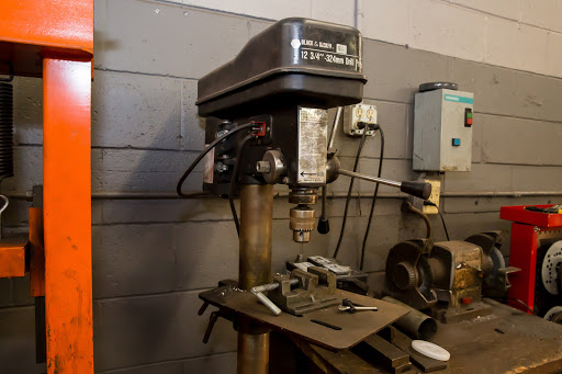 Auto Repair Shop «Dale Feste Automotive», reviews and photos, 1801 Mainstreet, Hopkins, MN 55343, USA