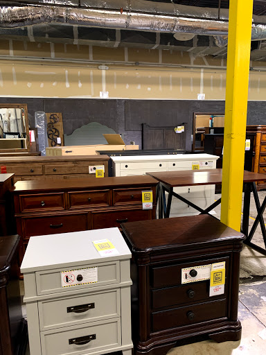 Furniture Store «Value City Furniture», reviews and photos, 2720 N Mall Dr, Virginia Beach, VA 23452, USA