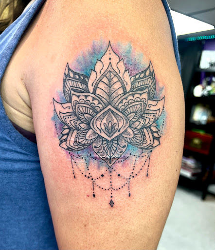 Explore cool full sleeve tattoo ideas, creative tattoo ideas in Goshen, available at Lady Luck Studio