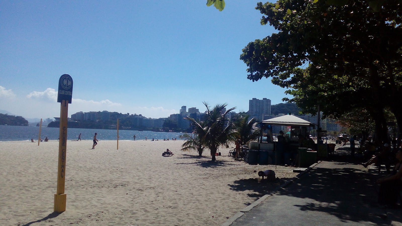 Valokuva Praia de Icaraiista. ja asutus