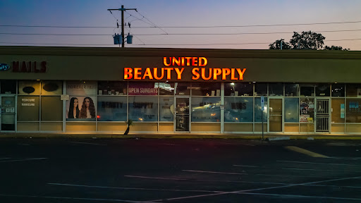 Beauty Supply Store «United Beauty Supply, Hair Extension & Wigs», reviews and photos, 3549 W Dunlap Ave, Phoenix, AZ 85051, USA