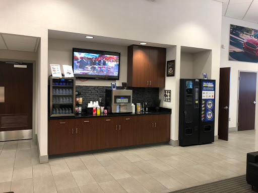 Car Dealer «New Holland Chrysler Dodge Jeep Ram», reviews and photos, 508 W Main St, New Holland, PA 17557, USA