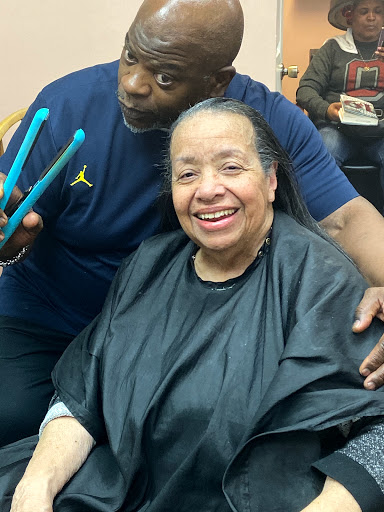 Hair Salon «Finesse 1 Hair, Nail Salon And Barber», reviews and photos, 500 Congress St, Ypsilanti, MI 48197, USA