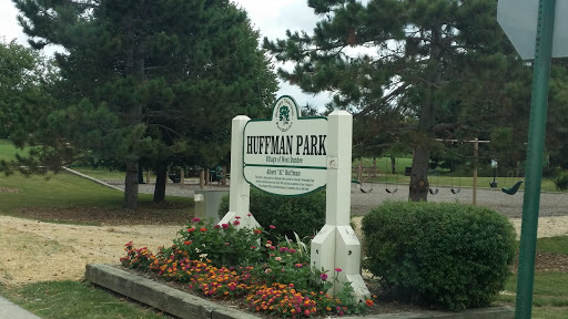 Park «Huffman Park», reviews and photos, 811 Tartans Dr, West Dundee, IL 60118, USA