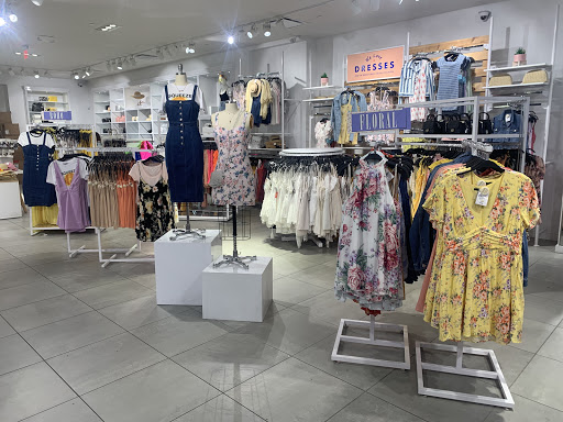 Clothing Store «Forever 21», reviews and photos, 10300 Little Patuxent Pkwy #1780, Columbia, MD 21044, USA