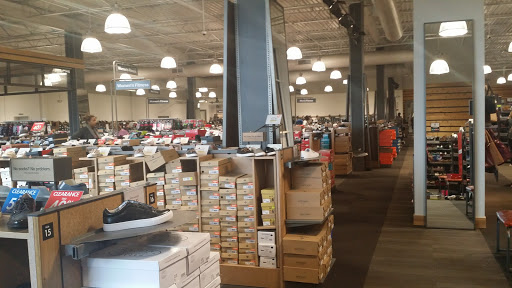 Shoe Store «DSW Designer Shoe Warehouse», reviews and photos, 10400 Old Georgetown Rd, Bethesda, MD 20814, USA