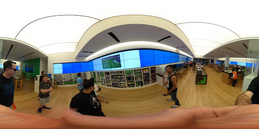 Computer Store «Microsoft Store - South Coast Plaza», reviews and photos, 3333 Bristol St #1249, Costa Mesa, CA 92626, USA