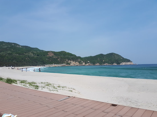 Yonghwa Beach