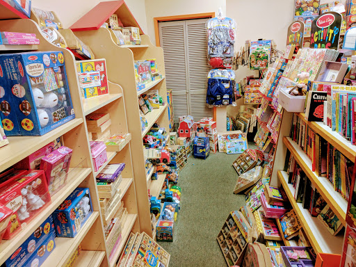 Book Store «Riverwalk Books», reviews and photos, 116 E Woodin Ave, Chelan, WA 98816, USA