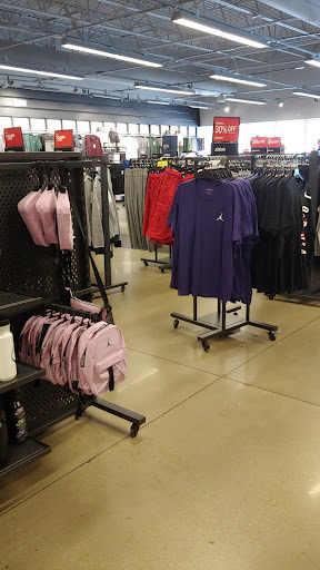 Clothing Store «Nike Factory Store», reviews and photos, 29300 Hempstead Rd #501, Cypress, TX 77433, USA