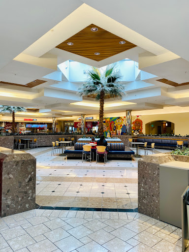 Shopping Mall «MacArthur Center», reviews and photos, 300 Monticello Ave, Norfolk, VA 23510, USA