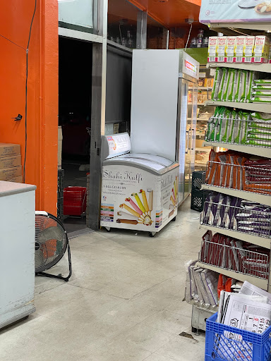 Indian Grocery Store «Coconut Hill Indian Grocery», reviews and photos, 554 S Murphy Ave, Sunnyvale, CA 94086, USA