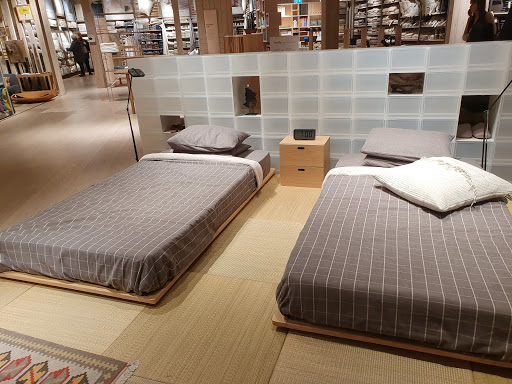 Stores to buy bedding Helsinki