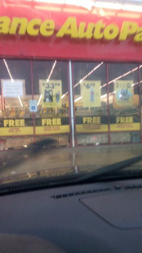 Auto Parts Store «Advance Auto Parts», reviews and photos, 806 Wacker Dr, Dubuque, IA 52002, USA