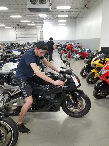 Motorcycle Dealer «iMotorsports Inc», reviews and photos, 334 W Grand Ave, Elmhurst, IL 60126, USA
