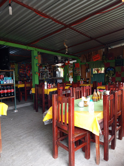 Restaurante km 113 - Tehuacán-oaxaca, 69314 Ahijadero, Oax., Mexico