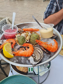 Plats et boissons du Restaurant de fruits de mer Rendez-Vous à Cannes - n°3