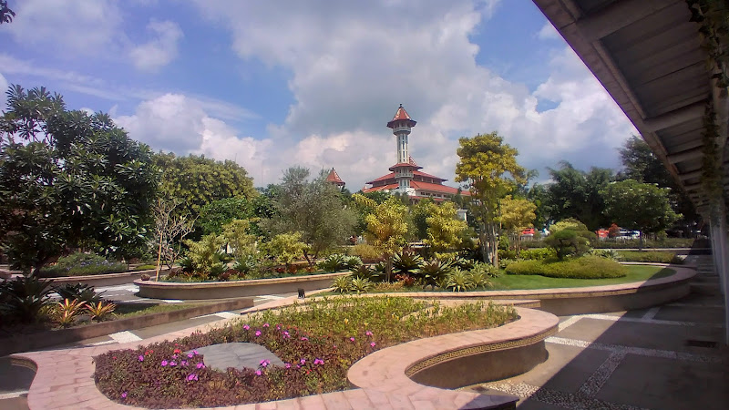 Menikmati Keindahan Taman Kota di Kabupaten Cianjur: Jumlah Tempat Menarik Destinasi Wisata yang Wajib Dikunjungi