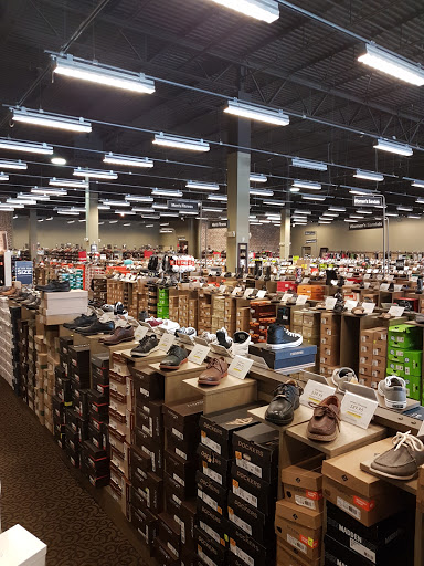 Shoe Store «DSW Designer Shoe Warehouse», reviews and photos, 1331 George Dieter Dr, El Paso, TX 79936, USA