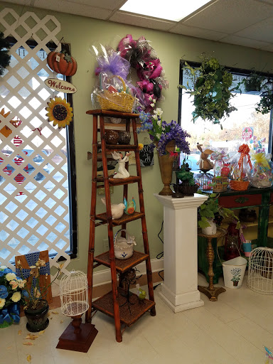 Florist «Around the Corner Florist», reviews and photos, 6003 Main St, Lula, GA 30554, USA