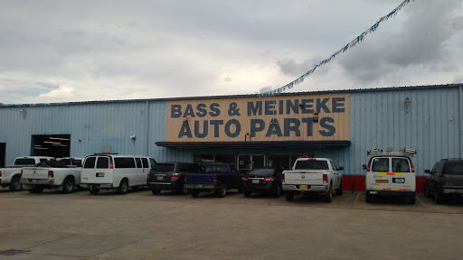 Auto Parts Store «Bass & Meineke Complete Auto Care», reviews and photos, 202 Pasadena Blvd, Pasadena, TX 77506, USA