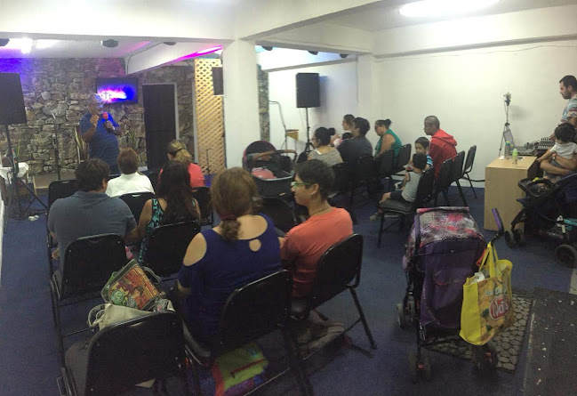 Comentarios y opiniones de Iglesia El Faro Luz a las Naciones