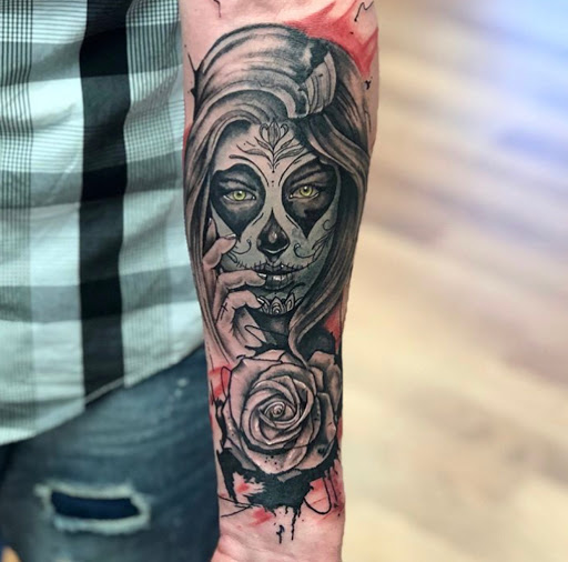 Explore be strong tattoo ideas, creative tattoo ideas in Lake Alfred, available at Moreira Ink