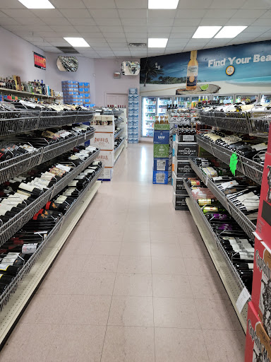 Liquor Store «Superior Liquor Corporation», reviews and photos, 750 N Clark St, Chicago, IL 60654, USA