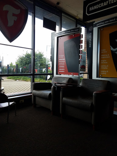 Tire Shop «Firestone Complete Auto Care», reviews and photos, 2225 W Main St, St Charles, IL 60175, USA