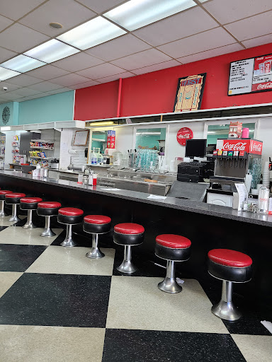 Gift Shop «Hurst Discount Drug And Soda Fountain», reviews and photos, 102 N 3rd St, Bardstown, KY 40004, USA