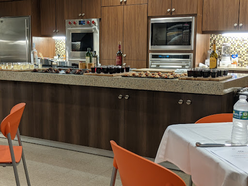 Supermarket «Publix Super Market at University Walk», reviews and photos, 2875 University Pkwy, Sarasota, FL 34243, USA