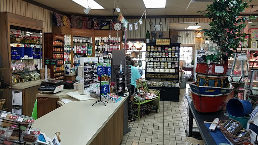 Gift Shop «Broadbent Foods & Gifts», reviews and photos, 5695 Hopkinsville Rd, Cadiz, KY 42211, USA