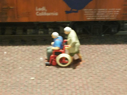 Toy Store «MOORE Toys & Gadgets», reviews and photos, 107 E Front St, Wheaton, IL 60187, USA