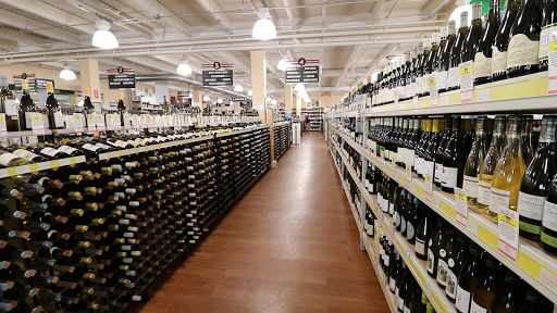 Wine Store «Westchester Wine Warehouse», reviews and photos, 53 Tarrytown Rd, White Plains, NY 10607, USA